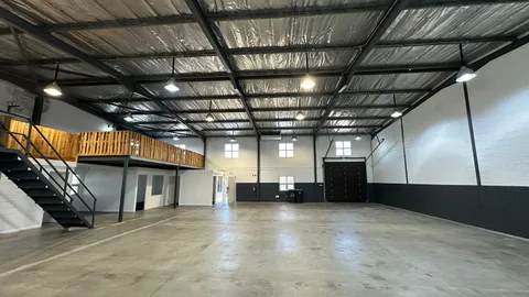 WhatsApp Image 2025-08-13 at 09.57.21.